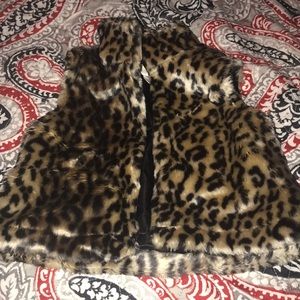 Capellini of New York Girls Fur Vest Size 3